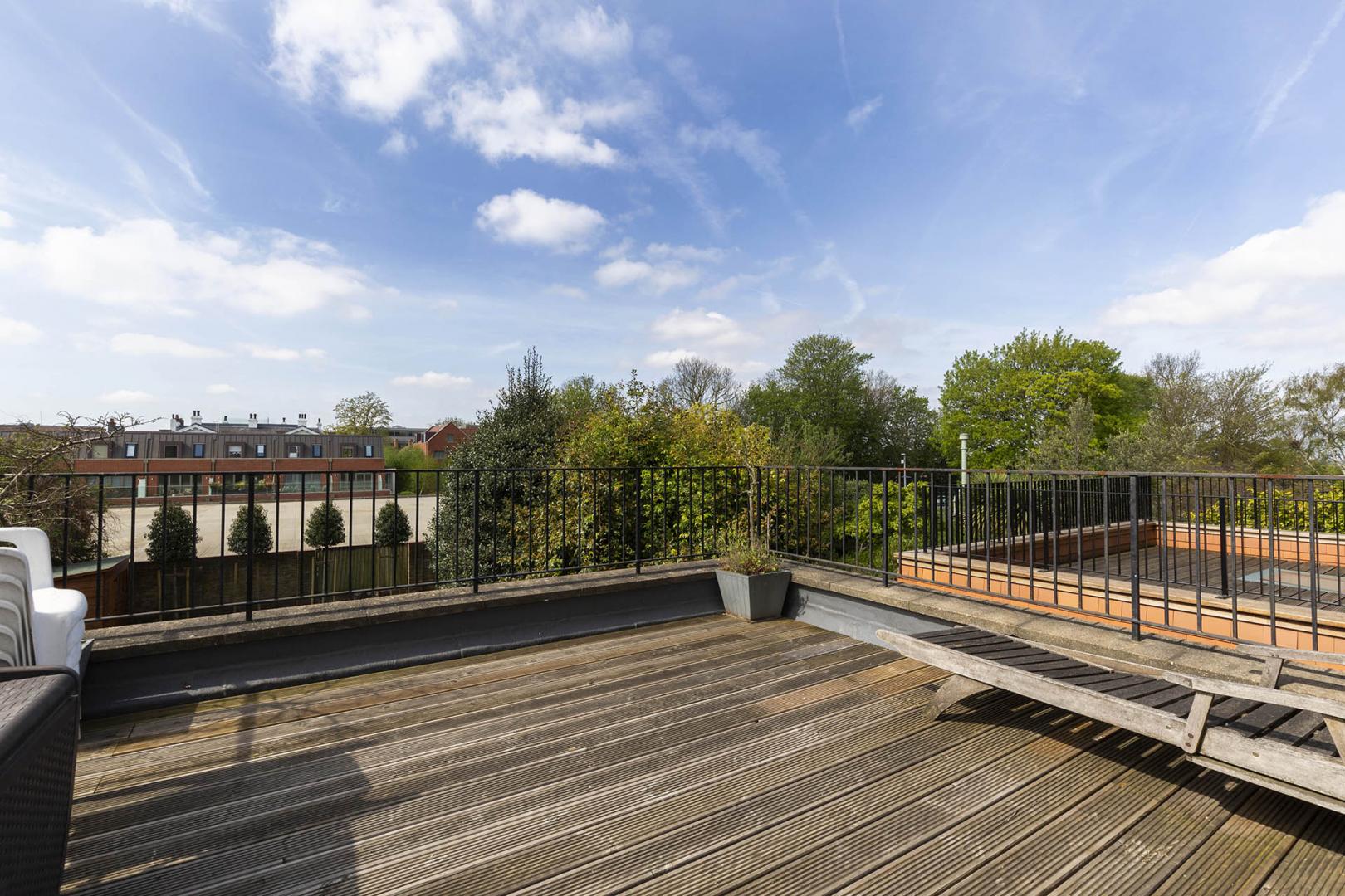 Wonderful Family Home in Hampstead Ferncroft Avenue, Hampstead